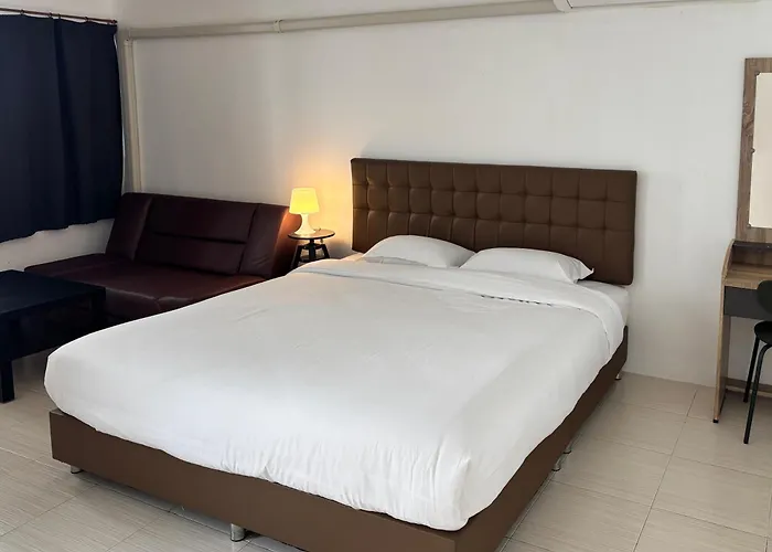 Flow S12 Bts Asok 3 Bedrooms Max 6ppl 民宿
