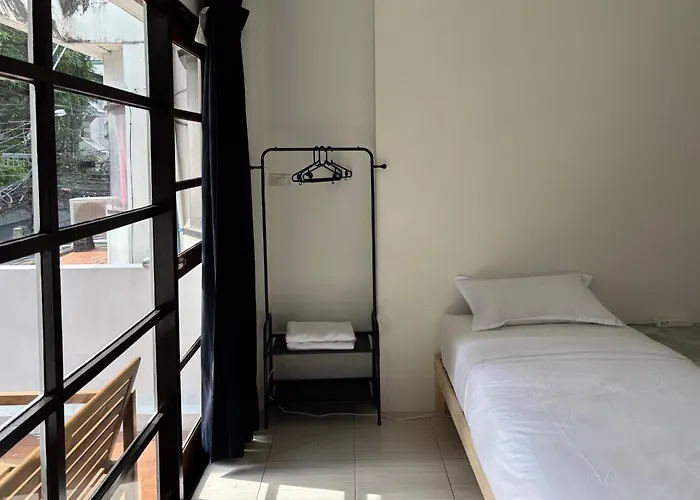 Flow S12 Bts Asok 3 Bedrooms Max 6ppl 民宿 曼谷