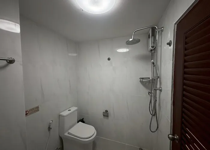 Flow S12 Bts Asok 3 Bedrooms Max 6ppl 民宿 曼谷